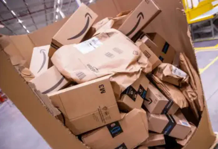 Caja lotes devoluciones / por valor de más de 220€ (Hasta 20 artículos nuevos)